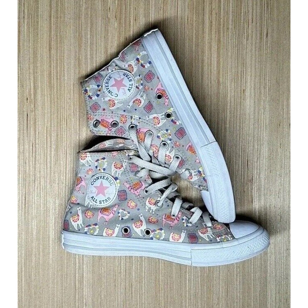 Converse Chuck Taylor All Stars Llama Youth 3 Heart Print Gray Pink